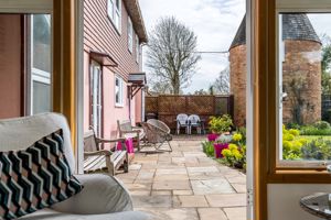 Photo 40- click for photo gallery